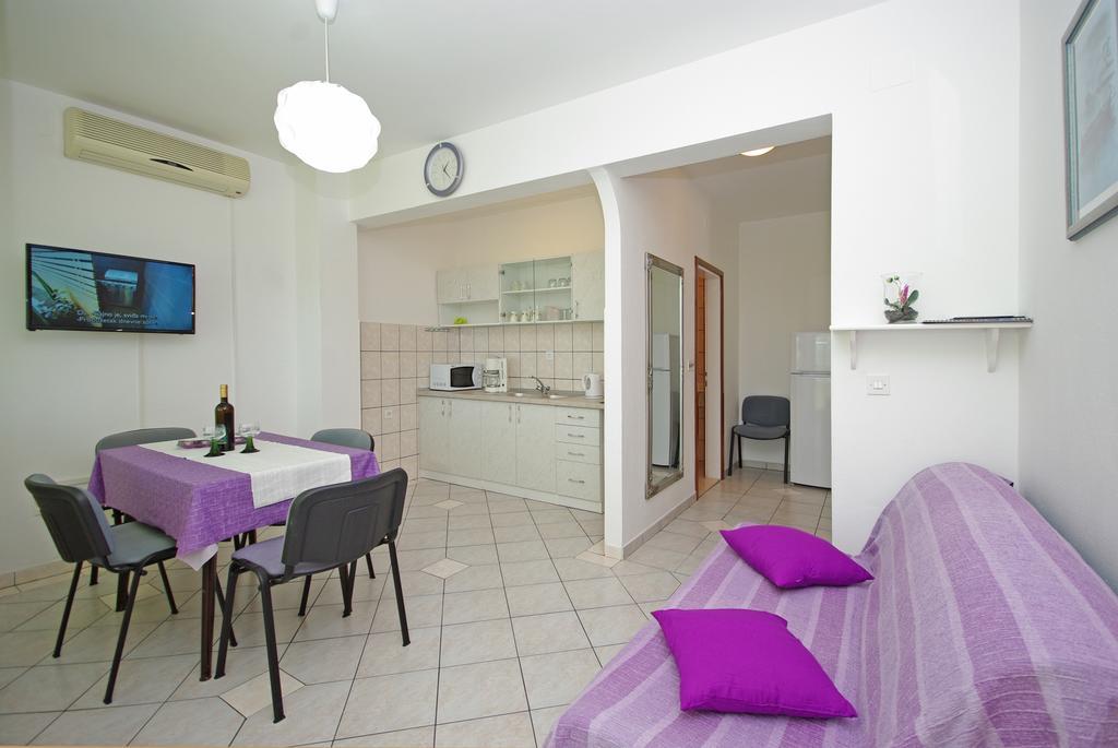 Apartments Senka Makarska Exterior foto