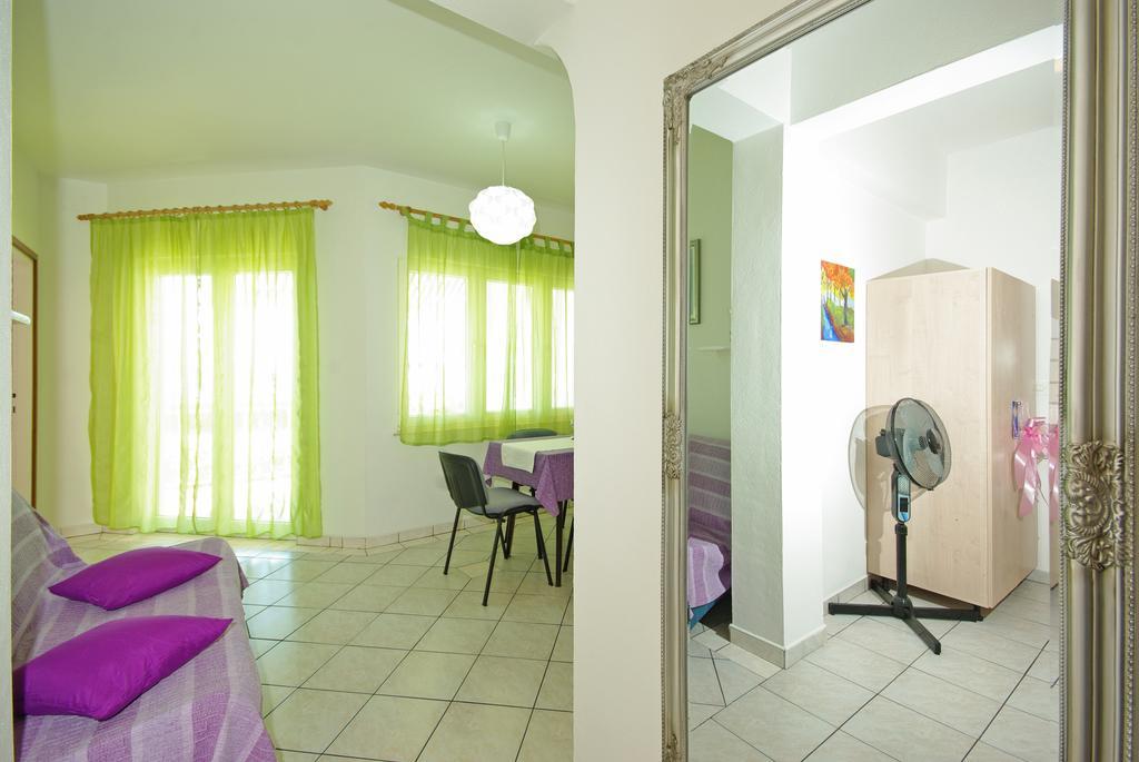 Apartments Senka Makarska Exterior foto